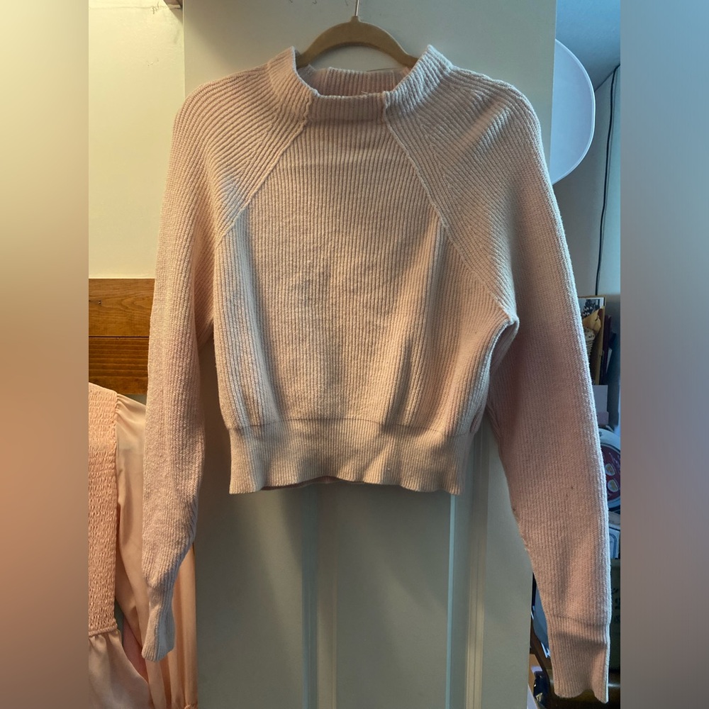 Free People Pink Sweater. XS